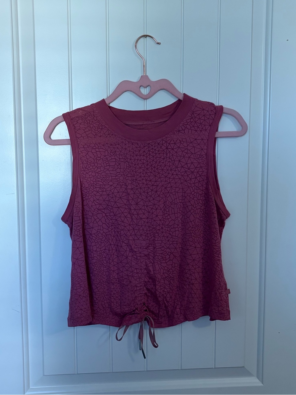 magenta lululemon tank